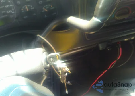 2002 Chevrolet Silverado 1500 Ls из США, поврежденный, VIN 1GCEC14VX2Z122467